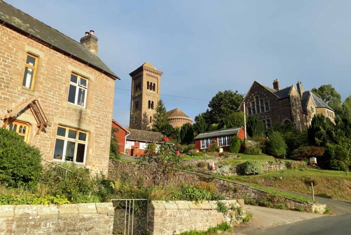 The Local, The New Harp sits in the beautiful Hoarwithy countryside