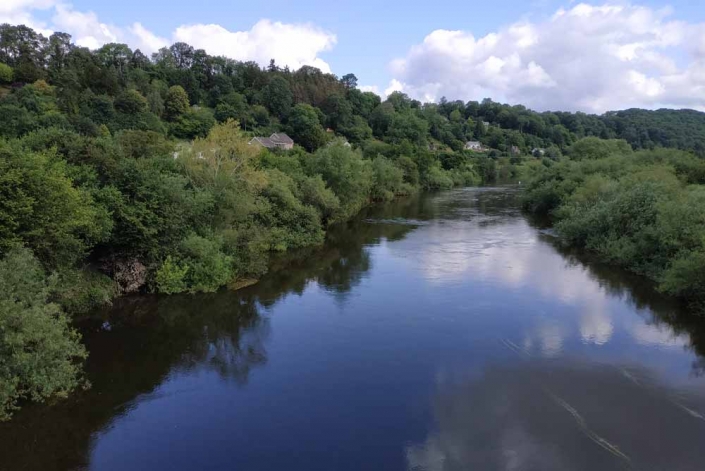 The Local, The New Harp sits in the beautiful Hoarwithy countryside along side The River Wye