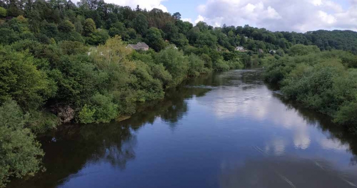 The Local, The New Harp sits in the beautiful Hoarwithy countryside along side The River Wye