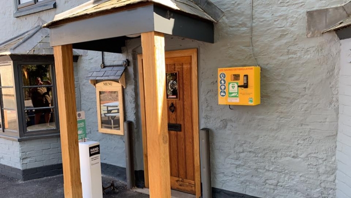 The New Harp Inn, Life Saving Defibrillator in The Herefordshire Countryside