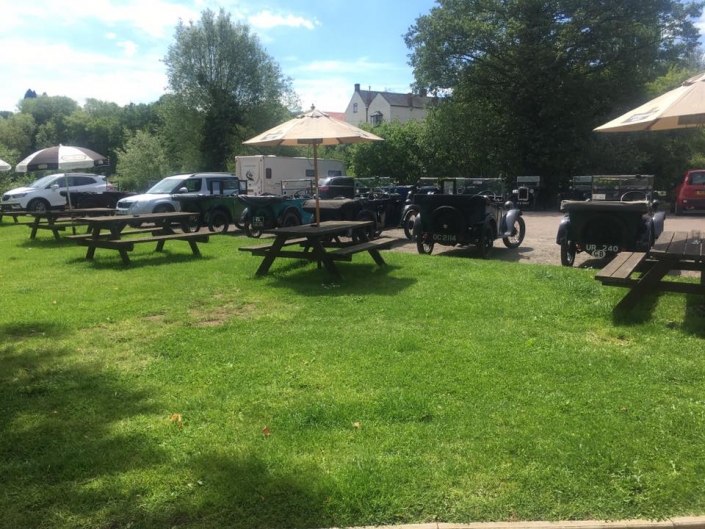 A beautiful Summers Day at The New Harp Inn