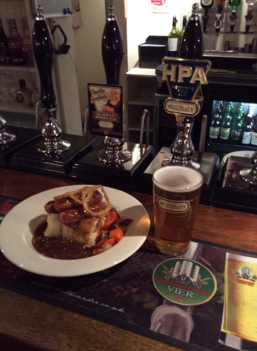The New Harp Inn, Drinks Gallery & Traditional Pub Fare